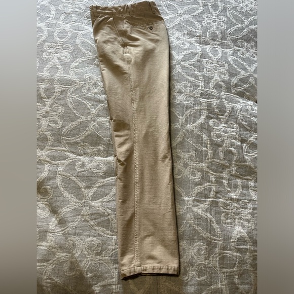 Men’s Docker’s khaki pants - Picture 6 of 12